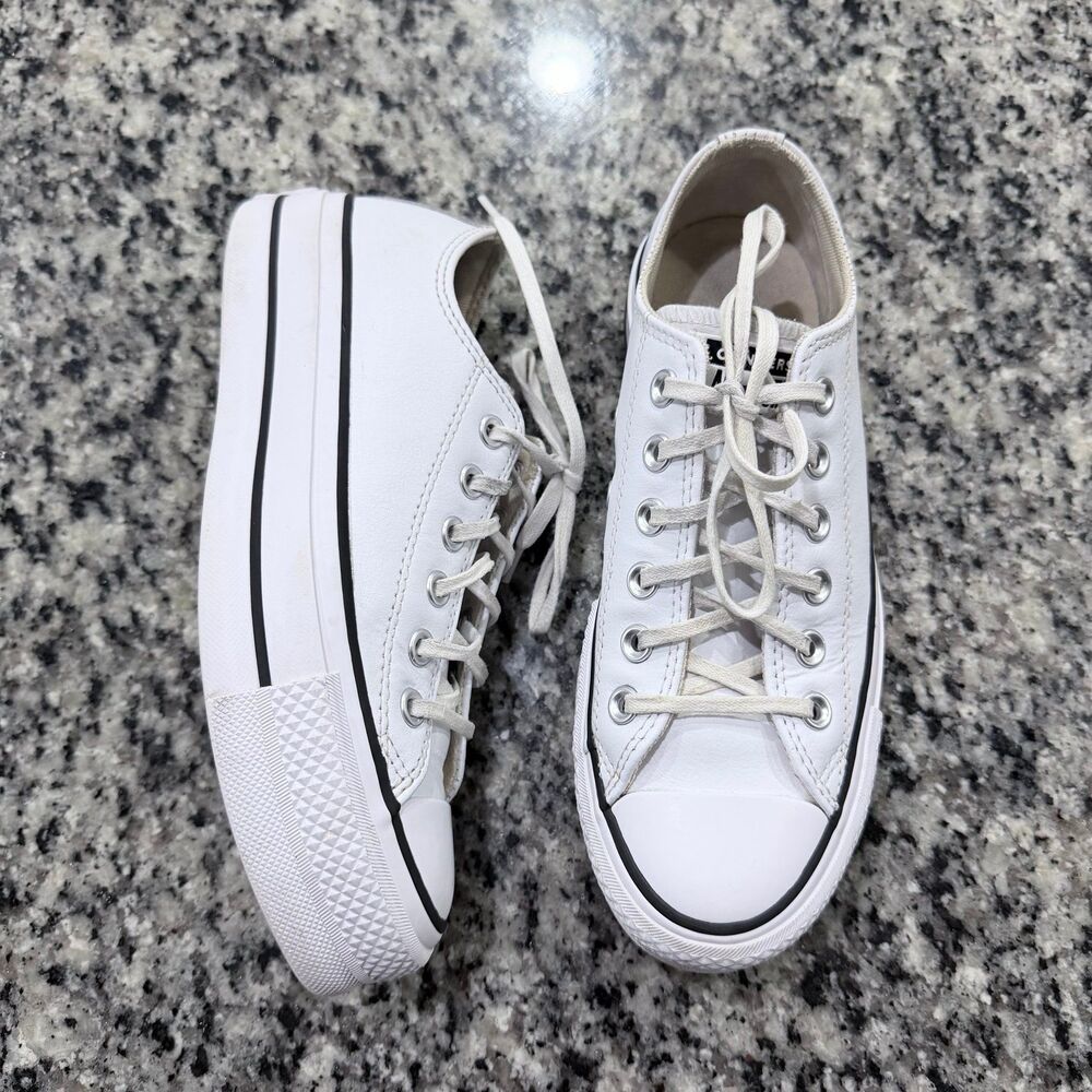 Converse platform CTAS Ox Low Womens Size 6.5 Sneakers White Leather